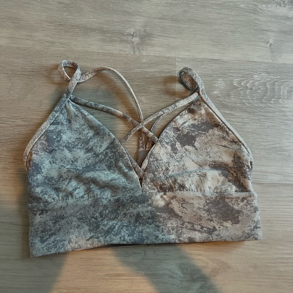 lululemon athletica Marble Pattern Crop Top